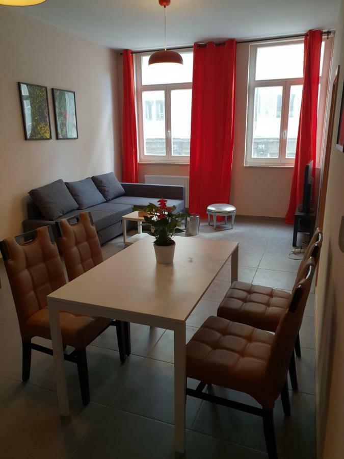 In The Heart Of Brussels Apartamento Exterior foto
